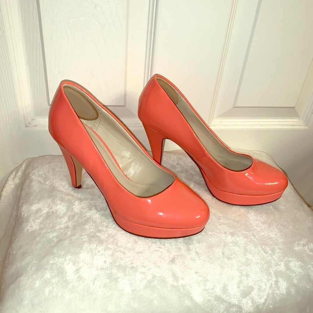 Size 6.5 Call It Spring melon pumps